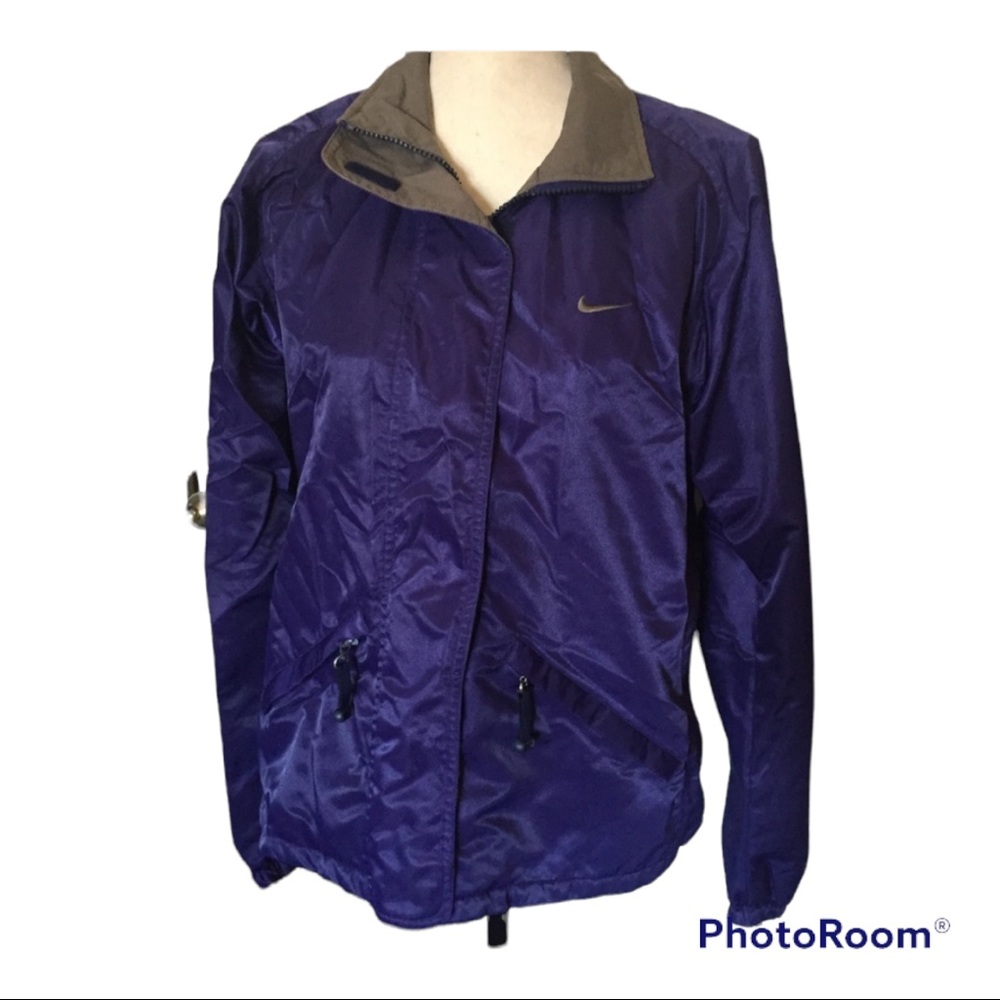 Vintage ‘90’s NIKE Purple Windbreaker Jacket Like New Size Medium Net Lining